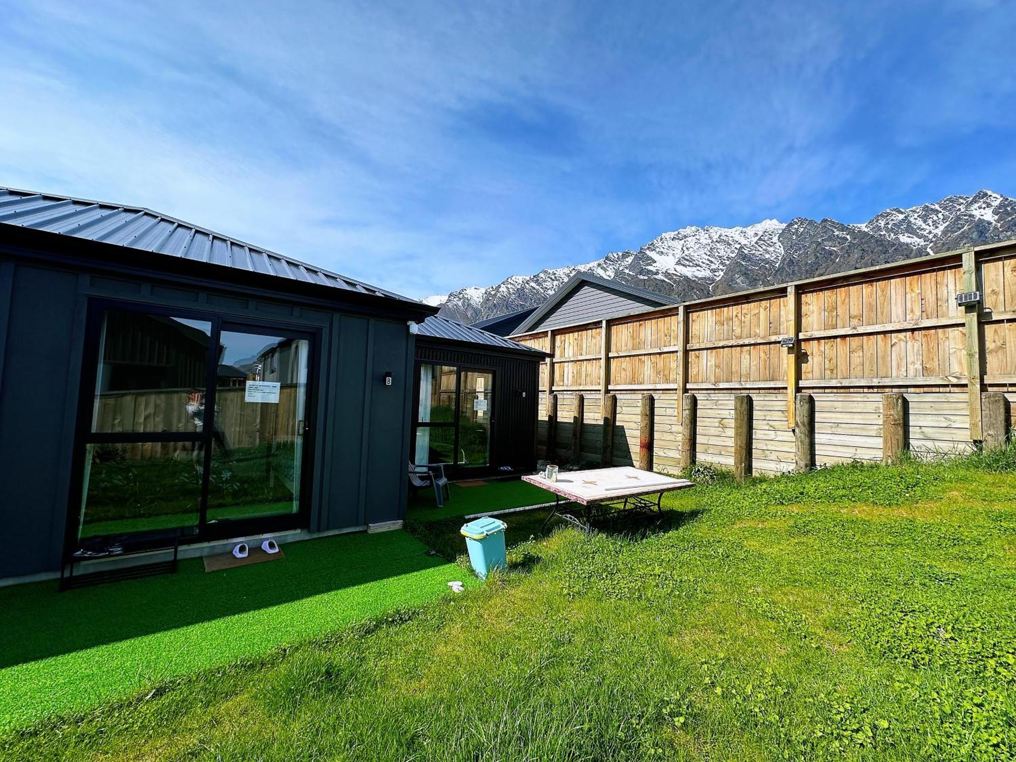 Hanleys Private Room Near Airport Frankton Exterior photo